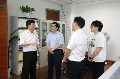 市科技信息和发展战略研究院党支部调研1.JPG
